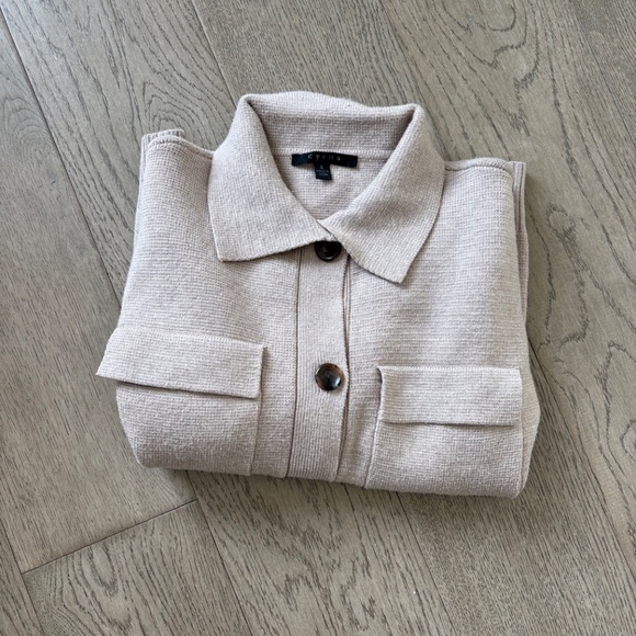 Cyrus Women’s Sweater - Picture 3 of 9